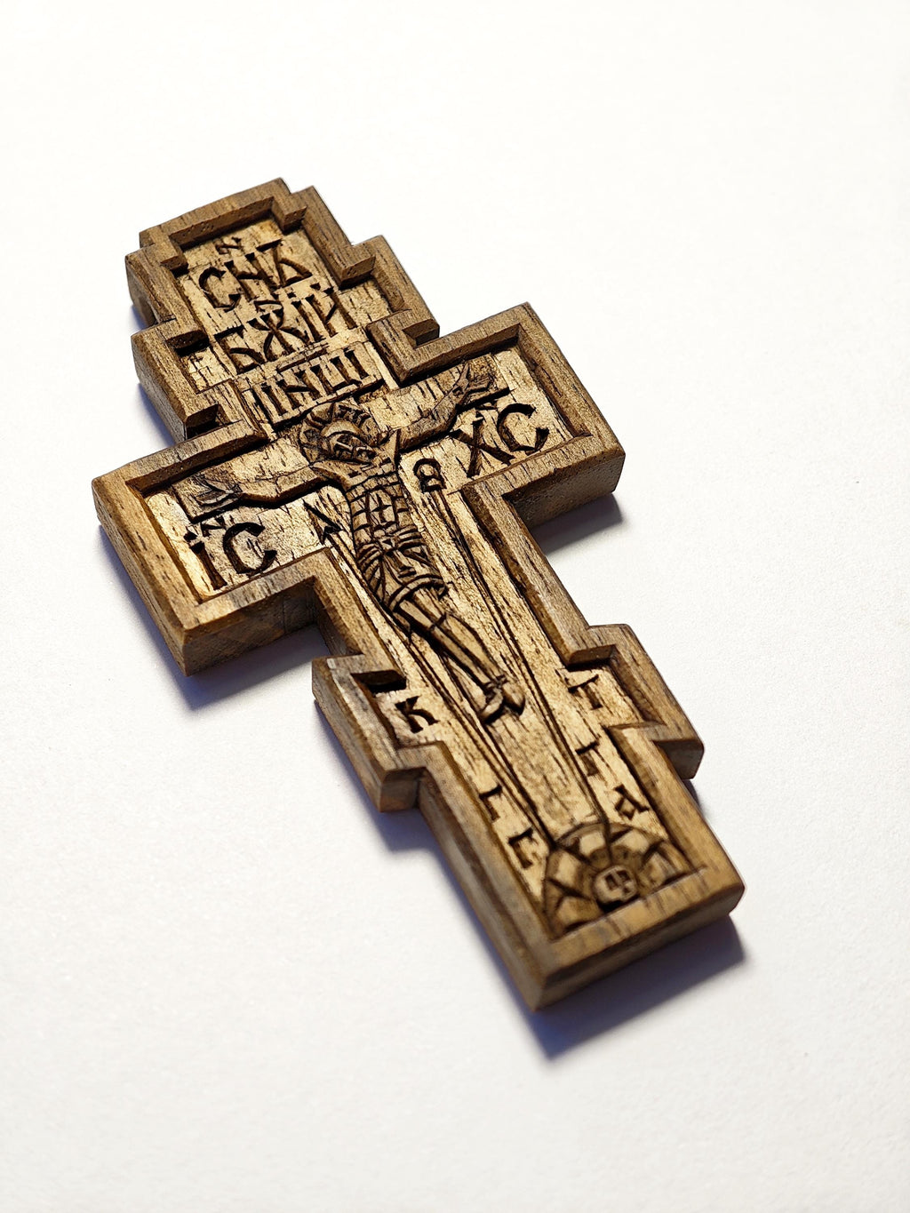 Christian pectoral cross – Walnut Prayer Cross, 6.8 cm, religious decor